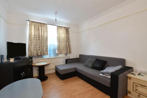 2 bedroom ground floor flat for sale