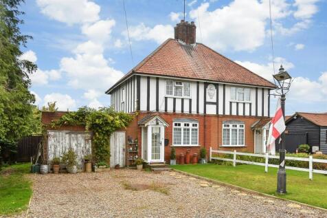 Holyfield, Waltham Abbey, Essex 3 bed semi