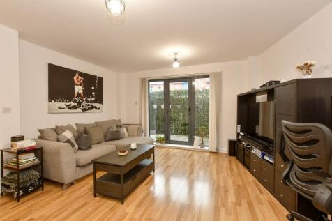 1 bedroom flat for sale