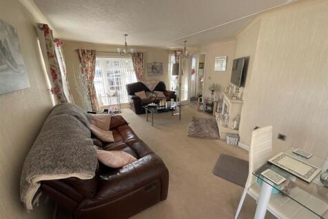 2 bedroom mobile home for sale