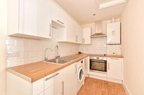 1 bedroom ground floor maisonette for sale