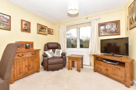 Upper Bridge Street, Wye, Ashford, Kent 1 bed flat for sale