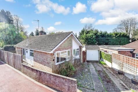 Tabret Close, Kennington, Ashford, Kent 2 bed bungalow for sale
