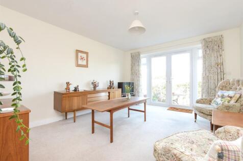 3 bedroom chalet for sale