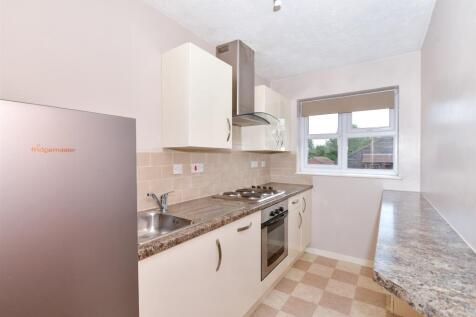 1 bedroom maisonette for sale