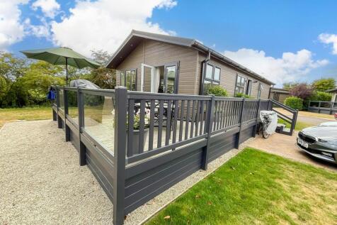 2 bedroom park home for sale