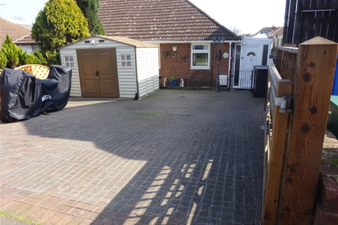 2 bedroom semi-detached bungalow for sale