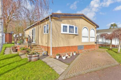 2 bedroom park home for sale