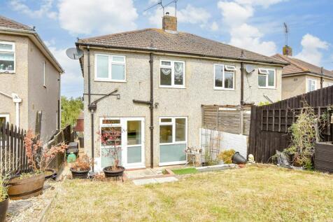 2 bedroom semi-detached house for sale