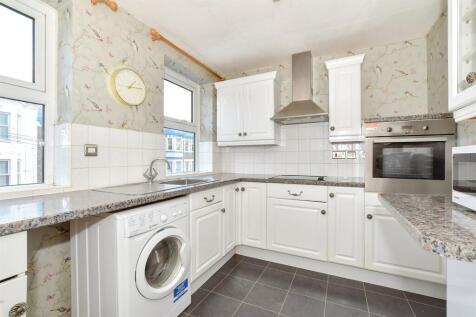 1 bedroom flat for sale