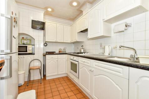 Canterbury Road, Westbrook, Margate... 6 bed terraced house for sale