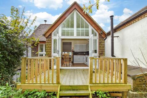 Front Street, Ringwould, Deal, Kent 2 bed detached house for sale