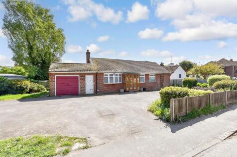 London Road, Sholden, Deal, Kent 3 bed detached bungalow for sale