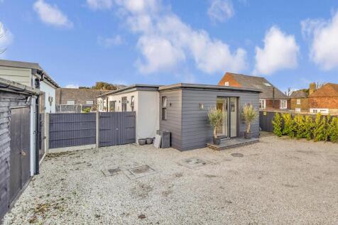 5 bedroom detached bungalow for sale