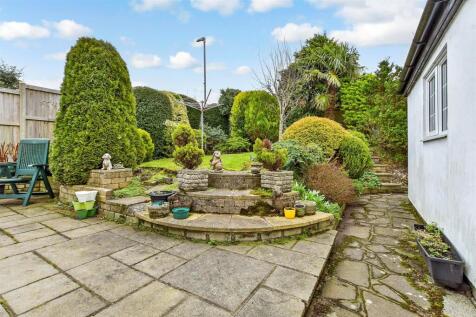 2 bedroom cottage for sale