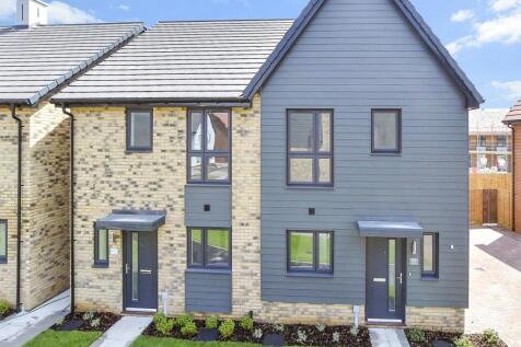 Faversham Lakes, Faversham, Kent 3 bed semi
