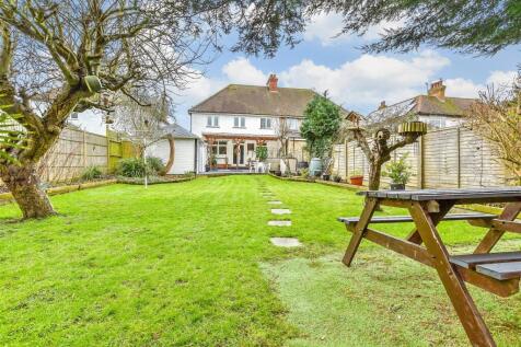 4 bedroom semi-detached house for sale