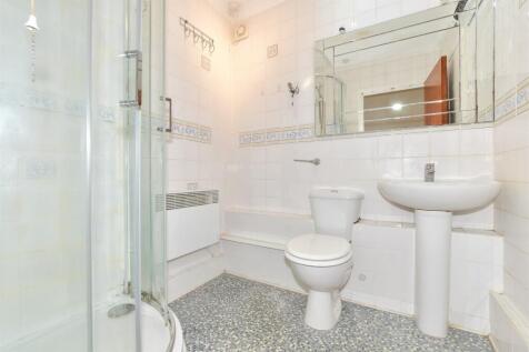 1 bedroom ground floor flat for sale