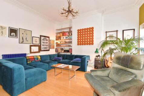 2 bedroom ground floor flat for sale