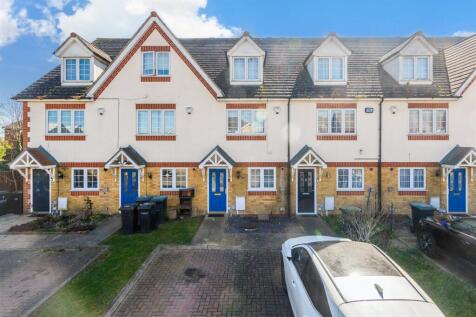 4 bedroom town house for sale