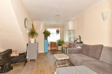 Winters Croft, Gravesend, Kent 2 bed terraced house for sale