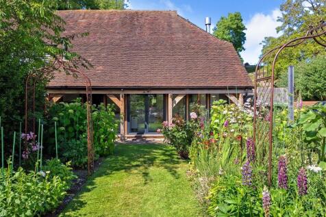 2 bedroom barn conversion for sale