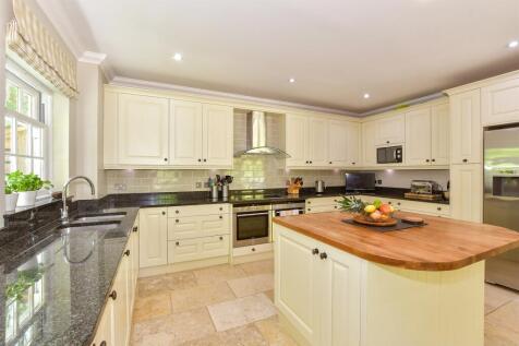 Charlton Court Place, East Sutton... 6 bed detached house for sale