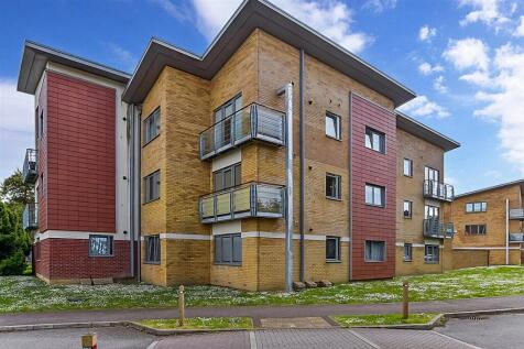 2 bedroom ground floor flat for sale