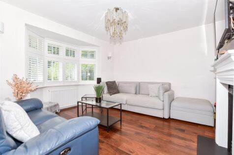 2 bedroom chalet for sale