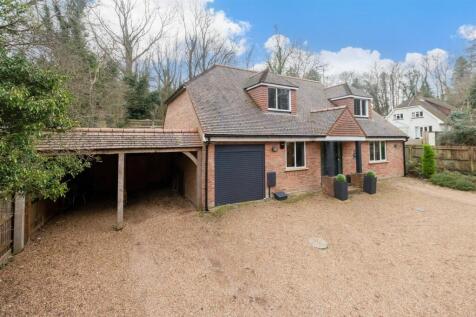 Meadow Lane, Culverstone, Meopham, Kent 4 bed detached house for sale
