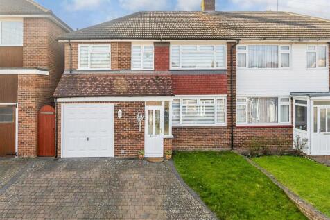 4 bedroom semi-detached house for sale