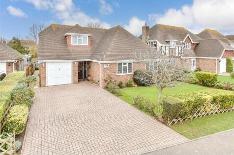 5 bedroom chalet for sale