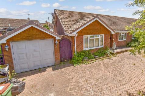 3 bedroom semi-detached bungalow for sale