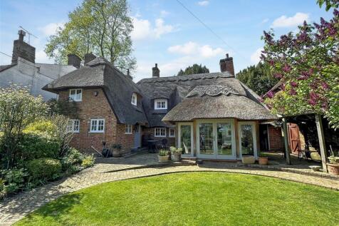 The Street, Hartlip, Sittingbourne, Kent 4 bed character property for sale