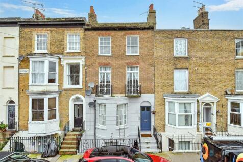 Hardres Street, Ramsgate, Kent 2 bed maisonette for sale