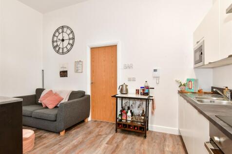 1 bedroom apartment for sale