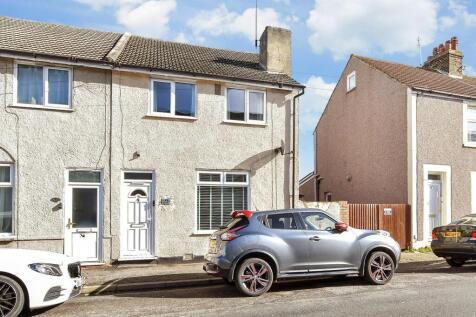 2 bedroom end of terrace house for sale