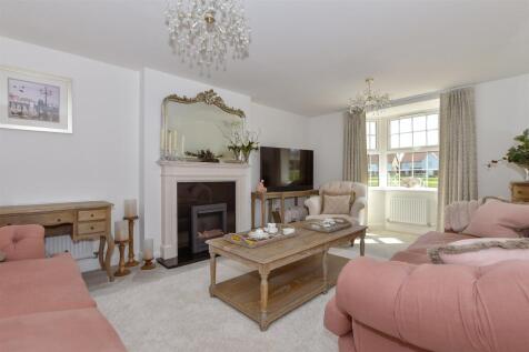 Hegarty Way, Staplehurst, Tonbridge... 4 bed detached house for sale