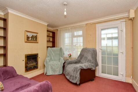 3 bedroom cottage for sale