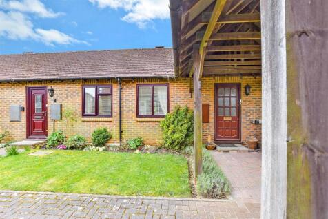 2 bedroom terraced bungalow for sale