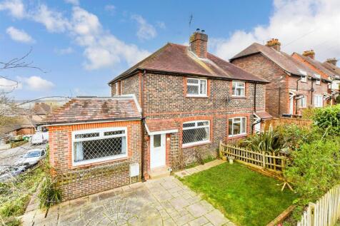 2 bedroom semi-detached house for sale