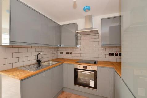 Ferndale Close, Tunbridge Wells, Kent 1 bed flat for sale