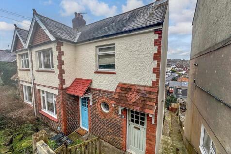 Stanmer Park Road, Brighton, East Sussex 1 bed flat for sale