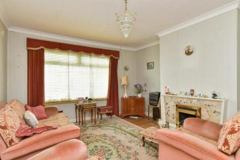 3 bedroom chalet for sale