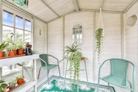 3 bedroom semi-detached bungalow for sale