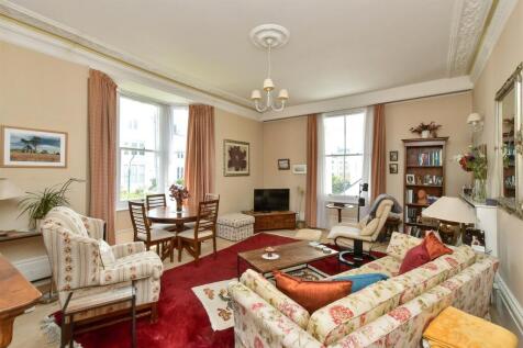 Medina Villas, Hove, East Sussex 2 bed ground floor flat for sale