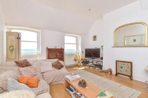 Brunswick Terrace, Hove, East Sussex 2 bed flat for sale