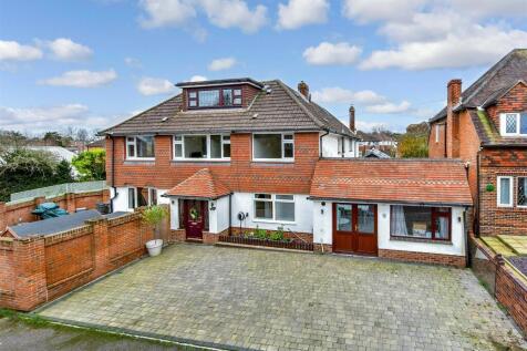 4 bedroom semi-detached house for sale
