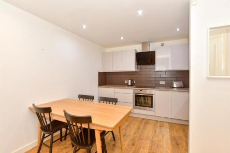 1 bedroom ground floor flat for sale