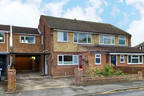 4 bedroom semi-detached house for sale
